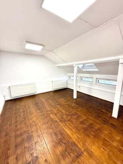 Casă cu 5 camere cu Teren 315 Mp în Eroii Revoluției