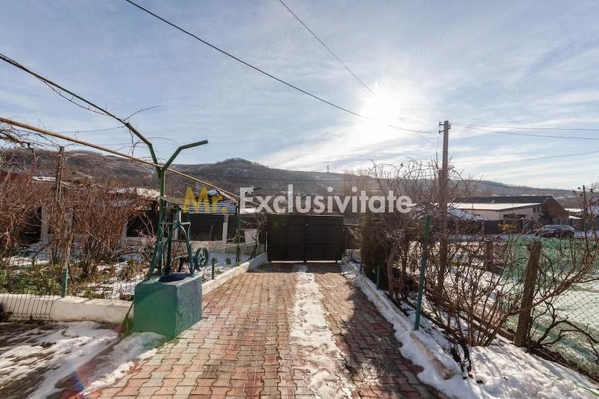 Casă cu Teren 2594 Mp în Ștefănești