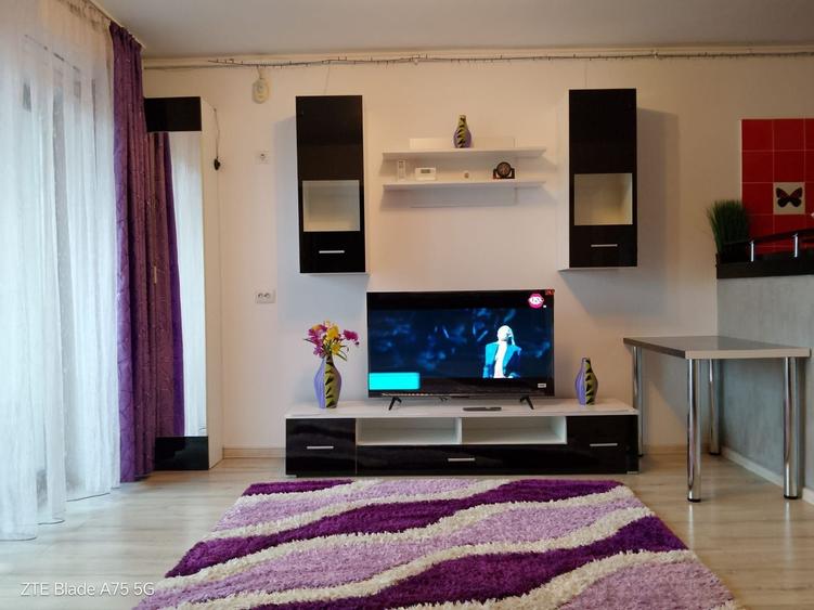 Apartament cu 2 camere, mobilat în Splaiul Unirii