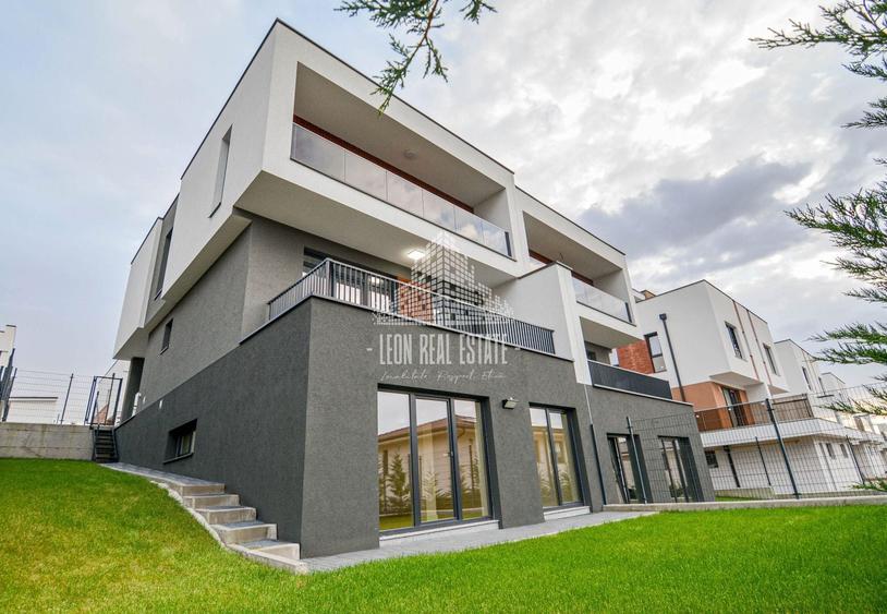 Duplex cu 5 camere cu Canalizare în Florești