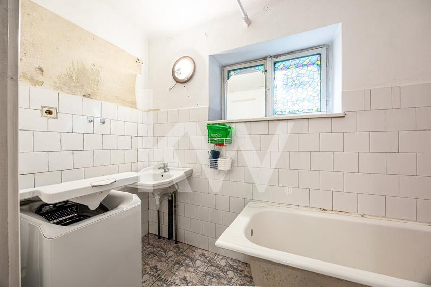 Casă individuală cu 6 camere cu Canalizare în Brașovul Vechi