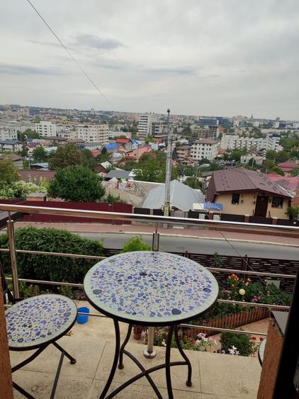 Apartament cu 2 camere decomandat, mobilat în Galata
