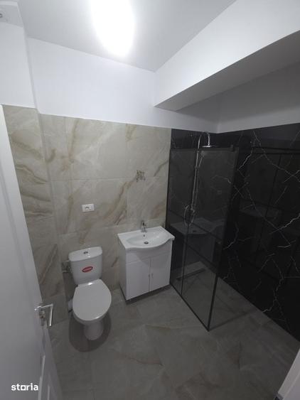 Casă cu 4 camere în Domnești