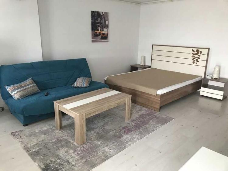 Garsonieră decomandată în Central