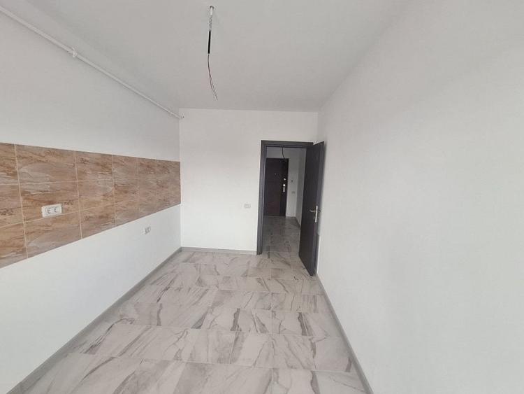 Apartament cu 2 camere decomandat în Sânpetru
