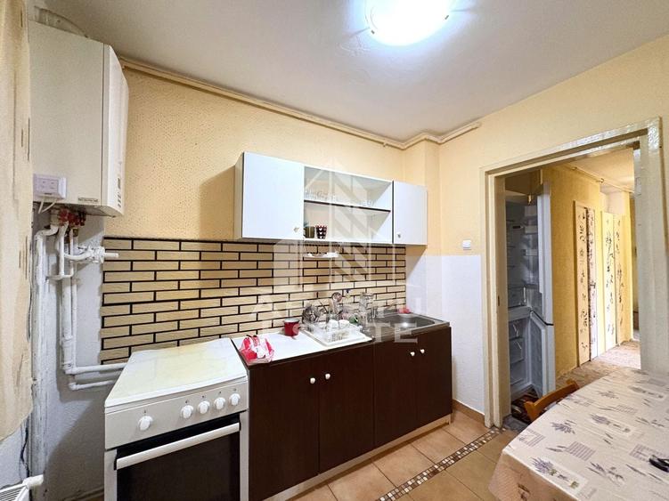 Apartament cu 4 camere decomandat, mobilat în Elisabetin