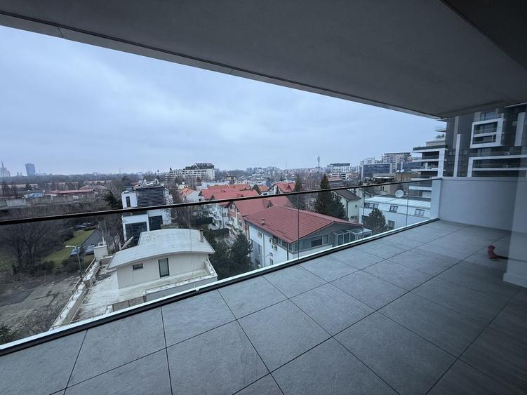 Apartament cu 3 camere în Herăstrău