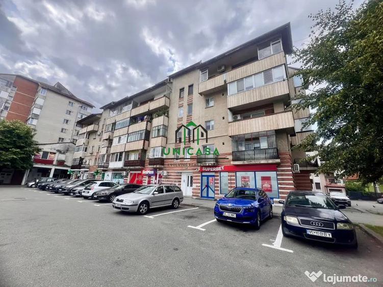 Apartament cu 2 camere decomandat, mobilat în Central