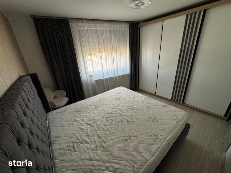 Apartament cu 3 camere în Mărășești
