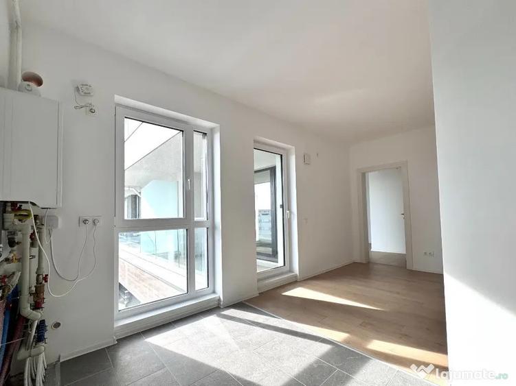 Apartament cu 3 camere semidecomandat în Străulești