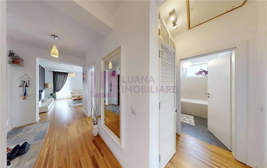 Apartament cu 3 camere decomandat, mobilat în Șelimbăr