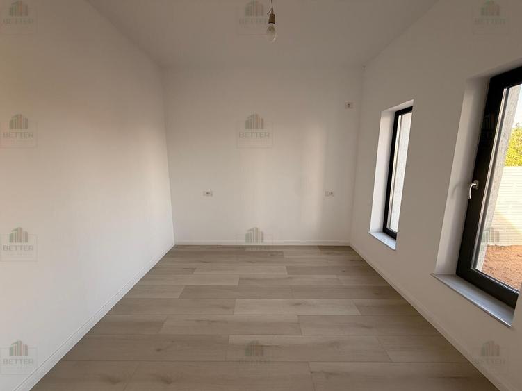 Casă individuală cu 4 camere cu Teren 380 Mp în Berceni