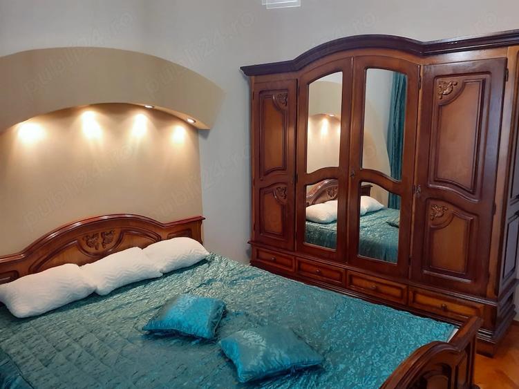 Apartament cu 3 camere semidecomandat în Ultracentral