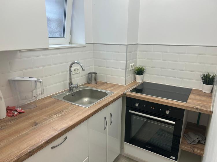 Apartament cu 3 camere decomandat în Dacia
