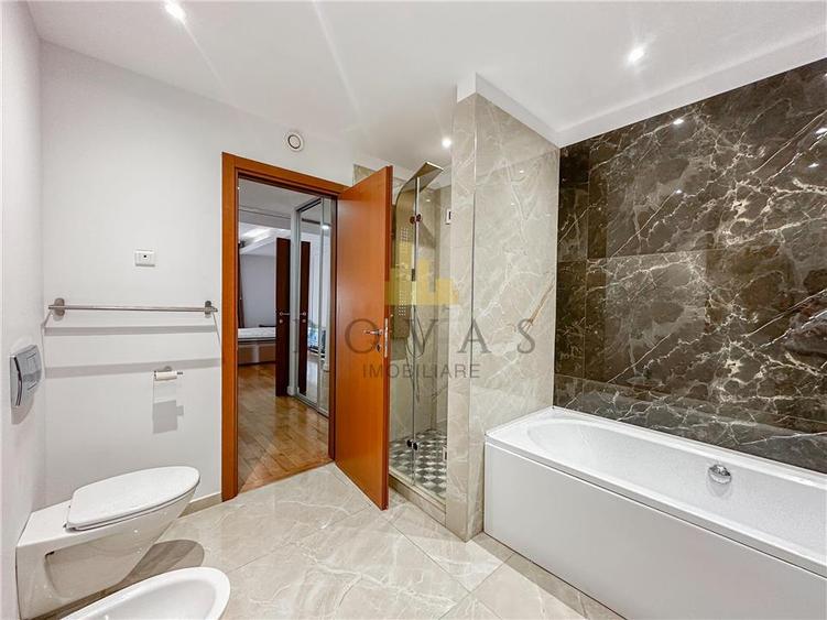 Apartament cu 3 camere decomandat, mobilat în Herăstrău