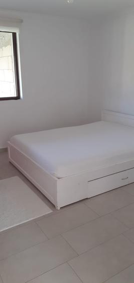 Casă cu 3 camere în Central