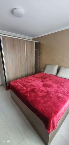 Apartament cu 4 camere decomandat în Rogerius