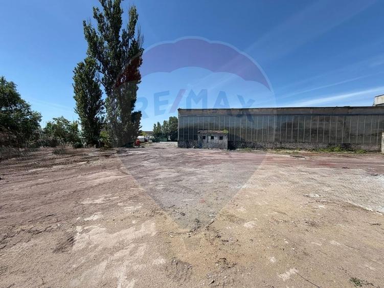 Spațiu industrial, de 1,098 mp, în Calea Severinului