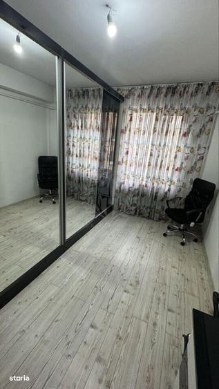 Apartament cu 3 camere decomandat, mobilat în Ultracentral