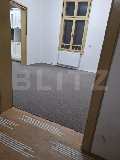 Spațiu comercial, de 100 mp, în Central