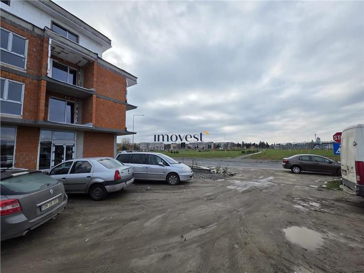 Apartament cu 2 camere decomandat în Solidarității