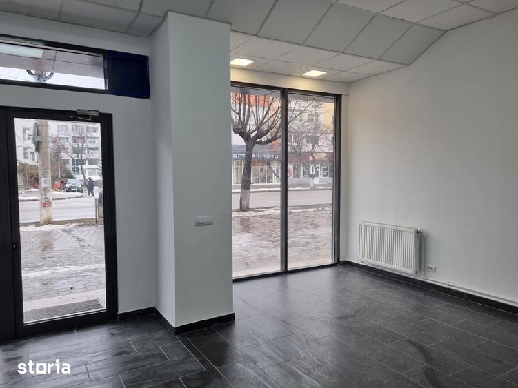 Spațiu comercial, de 66 mp, în Republicii
