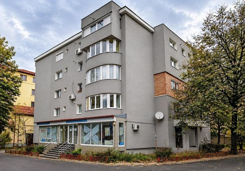 Apartament cu 2 camere decomandat în Centrul Civic