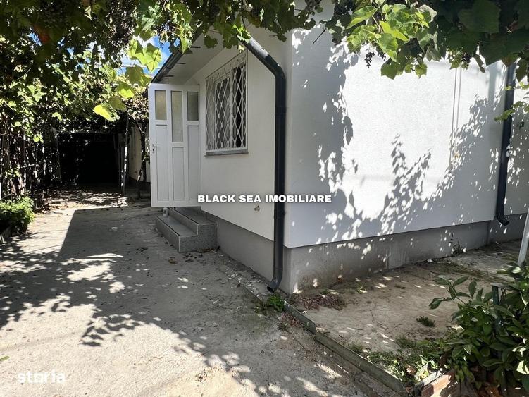 Casă cu 2 camere cu Teren 90 Mp în Delfinariu