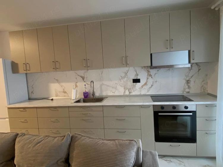 Apartament cu 2 camere decomandat în Berceni