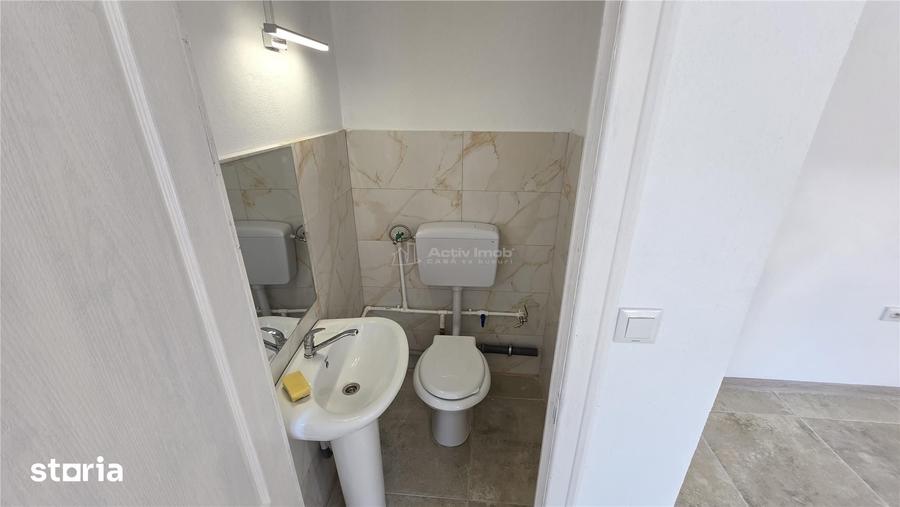Spațiu comercial, de 28 mp, în Central