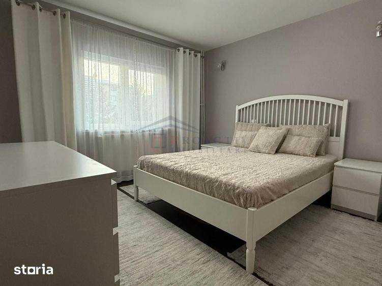 Apartament cu 3 camere decomandat în Obcini