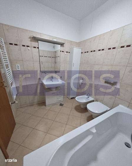 Apartament cu 3 camere decomandat în Foișorul de Foc