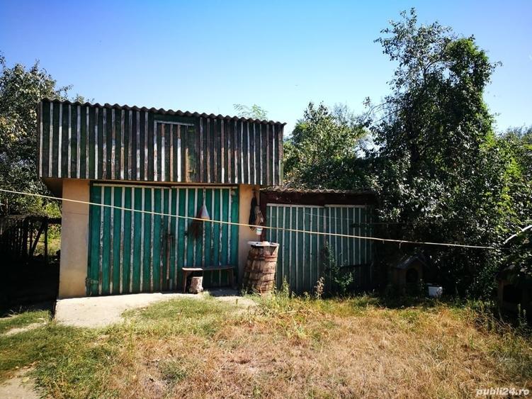 Casă cu 4 camere cu Teren 1200 Mp în Poenari