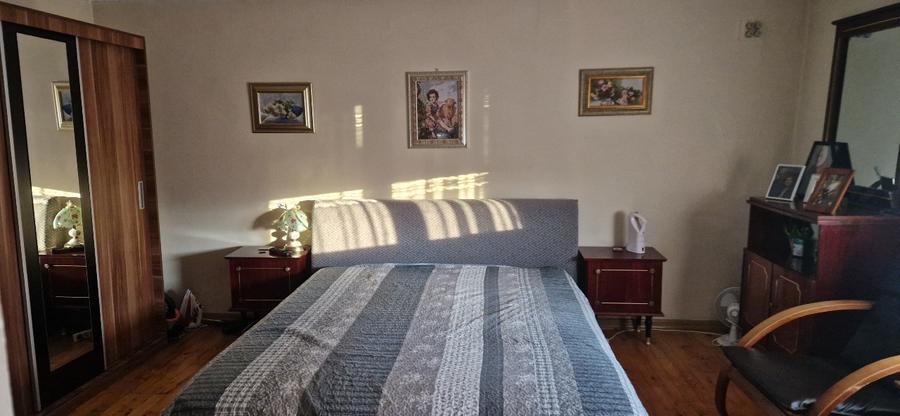 Casă individuală cu 5 camere cu Teren 2311 Mp în Leordina