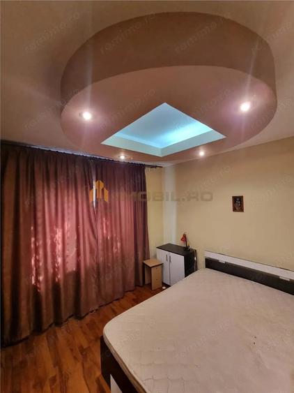 Casă cu Teren 800 Mp în Filiași