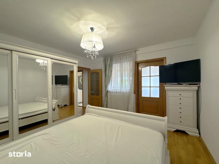 Apartament cu 3 camere semidecomandat în Tomis I