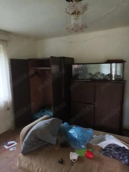 Casă cu 3 camere cu Teren 6000 Mp în Bretea Mureșană