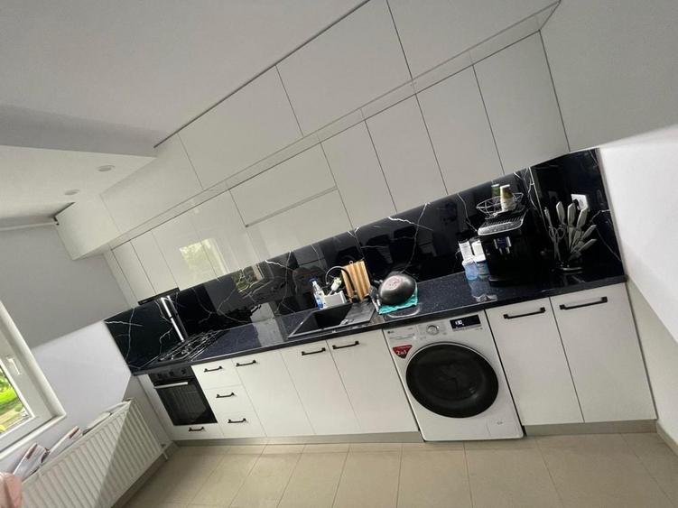Apartament 3 camere central Etaj 1 - 3