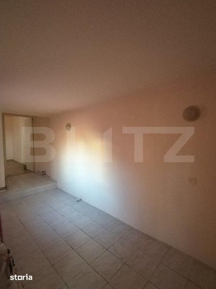 Casă cu 2 camere cu Teren 250 Mp în Moreni