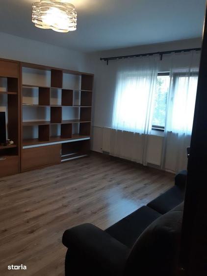 Apartament cu 2 camere decomandat în Eroii Revoluției