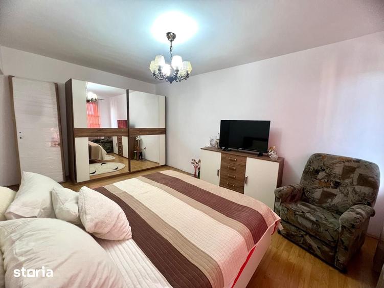 Apartament cu 3 camere în Tudor Vladimirescu