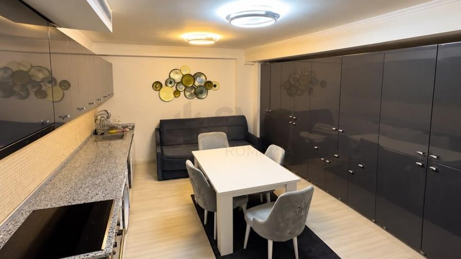 Apartament cu 3 camere decomandat în Herăstrău