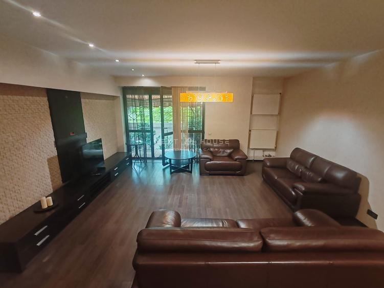 Apartament cu 3 camere decomandat, mobilat în Drumul Taberei