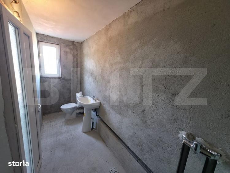 Casă cu 3 camere cu Teren 843 Mp în Scoarța
