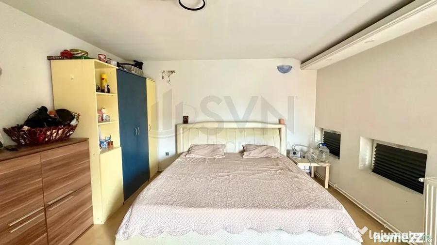 Casă cu 7 camere cu Teren 180 Mp în Vatra Luminoasă