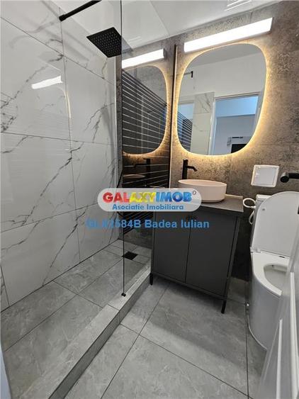 Apartament cu 3 camere semidecomandat în Titan