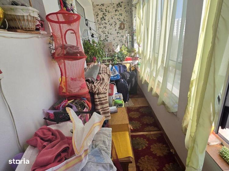 Apartament cu 3 camere în Dristor