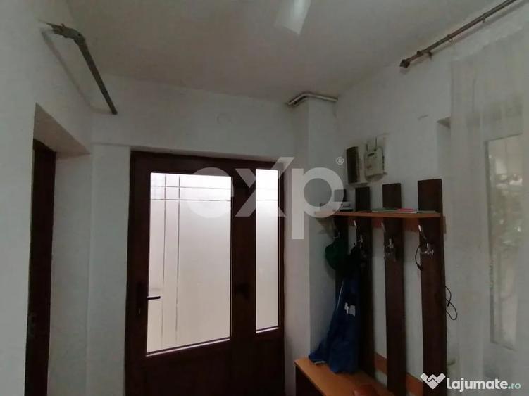 Casă cu 3 camere cu Teren 30 Mp în Central