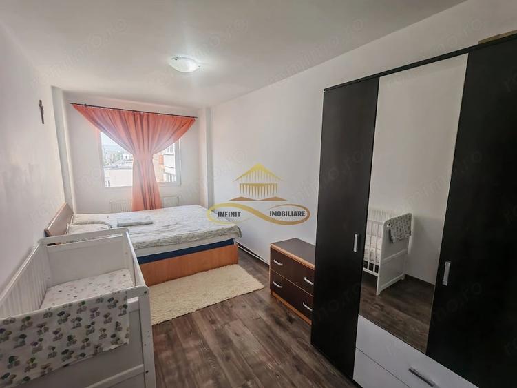 Apartament cu 3 camere decomandat în Central