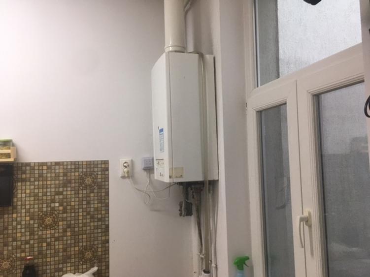 Casă individuală cu 3 camere cu Canalizare în Calea Călărașilor
